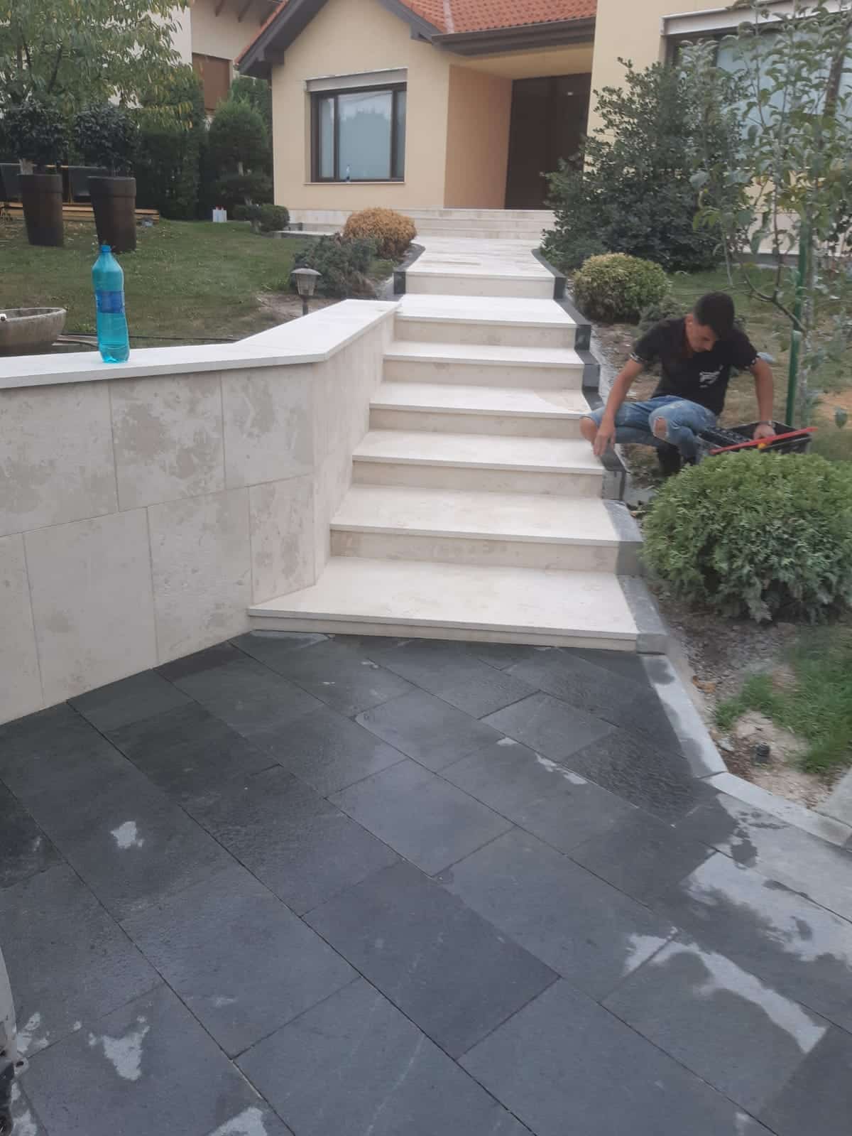 Montaj Trepte Si Glafuri Travertin